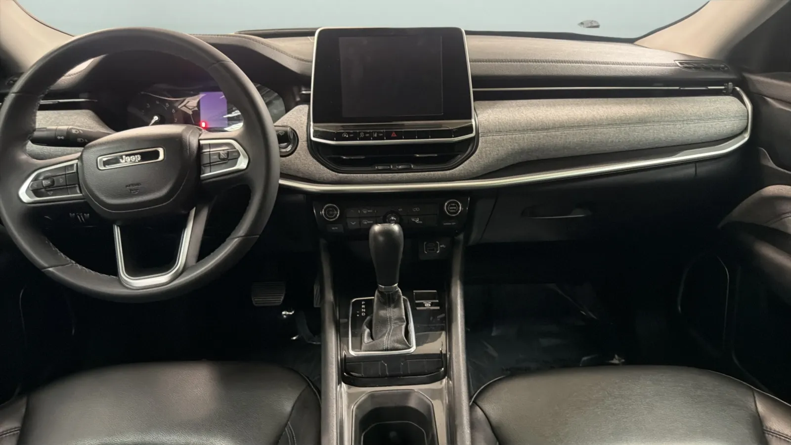 Jeep Compass photo 16