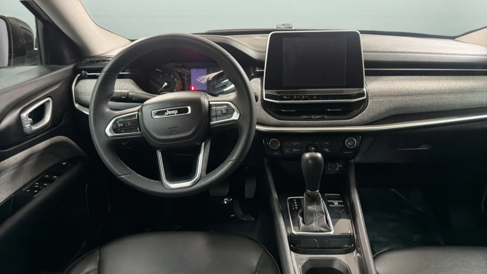 Jeep Compass photo 10