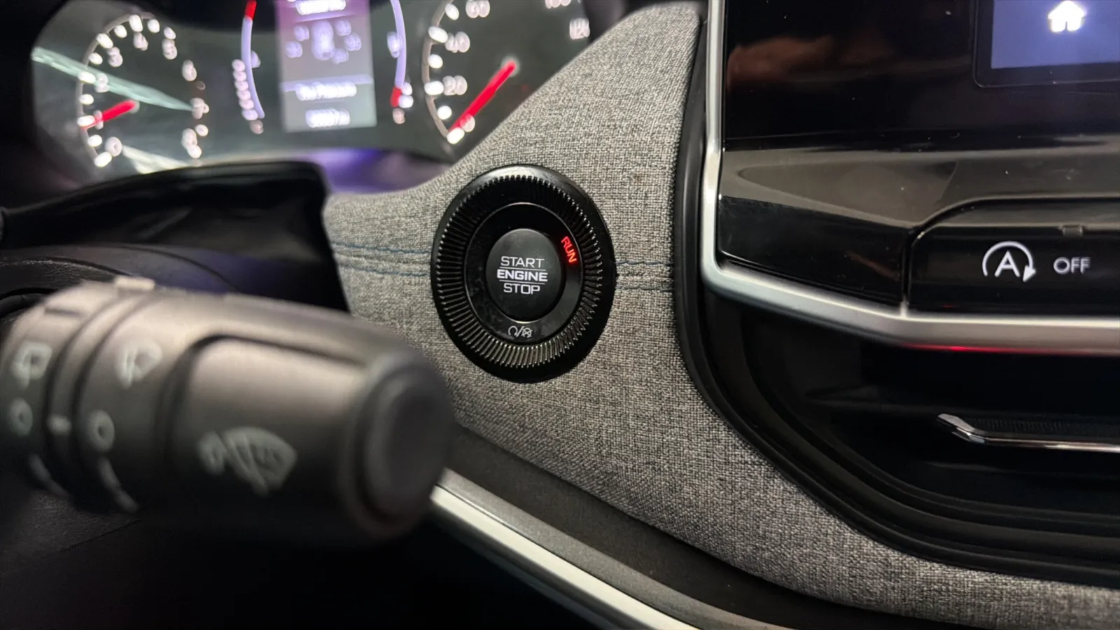 Jeep Compass photo 15