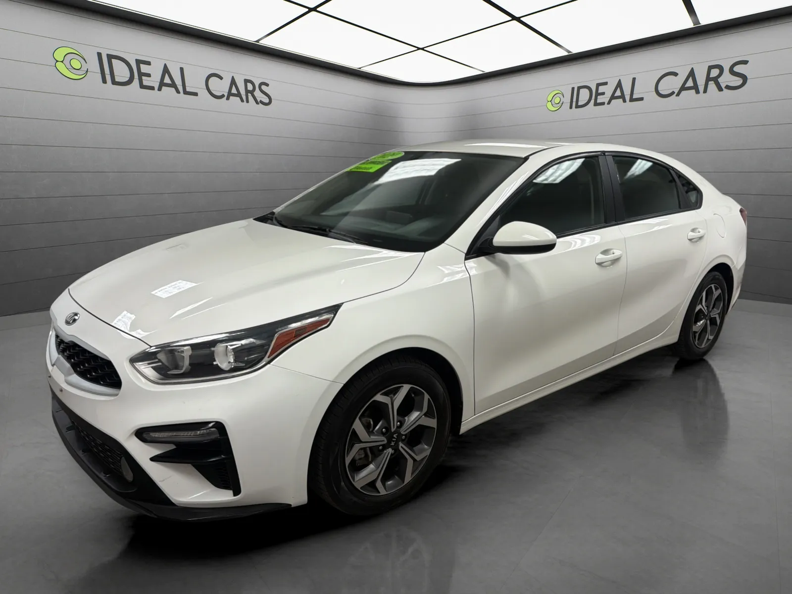 White 2020 Kia Forte LXS for sale in Mesa, AZ