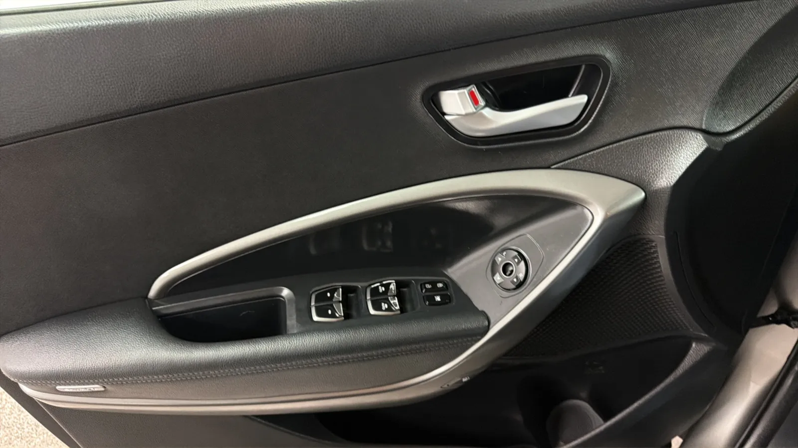 Hyundai Santa Fe Sport photo 17