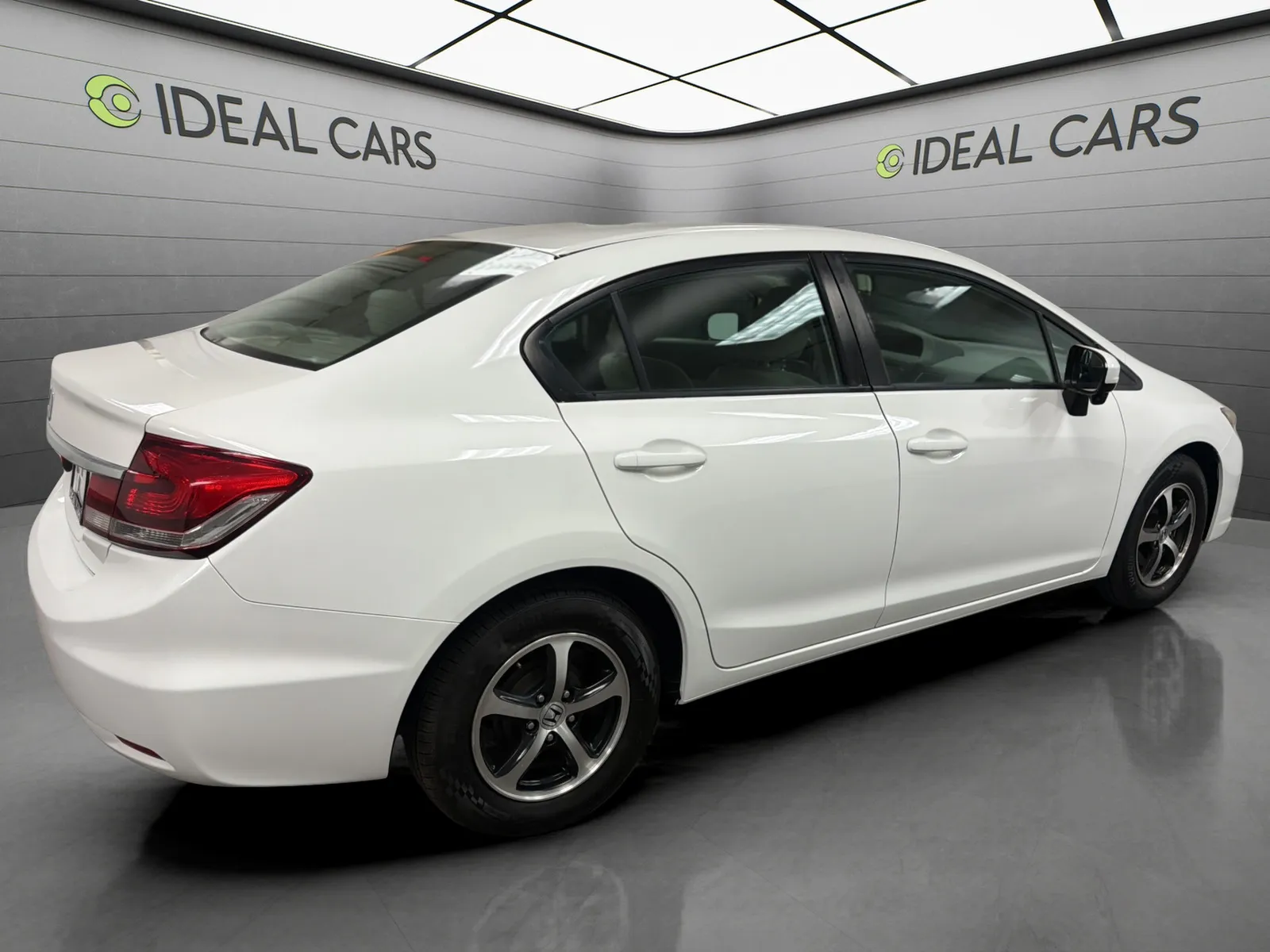 Honda Civic photo 5