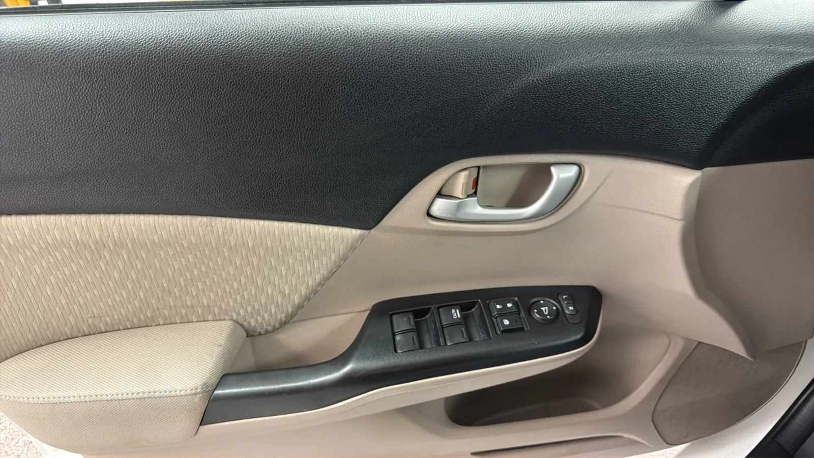 Honda Civic photo 16