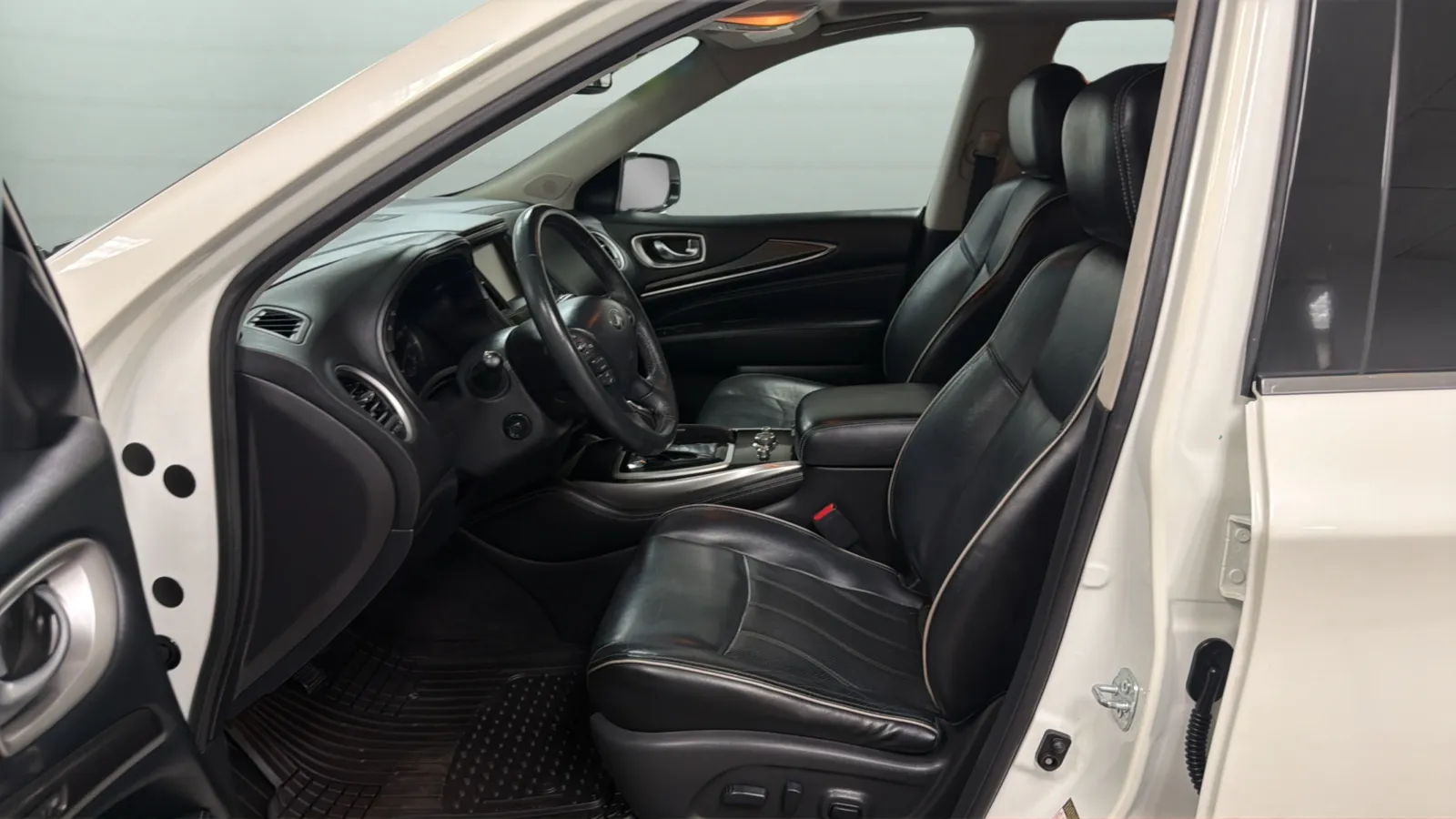 Infiniti QX60 photo 21