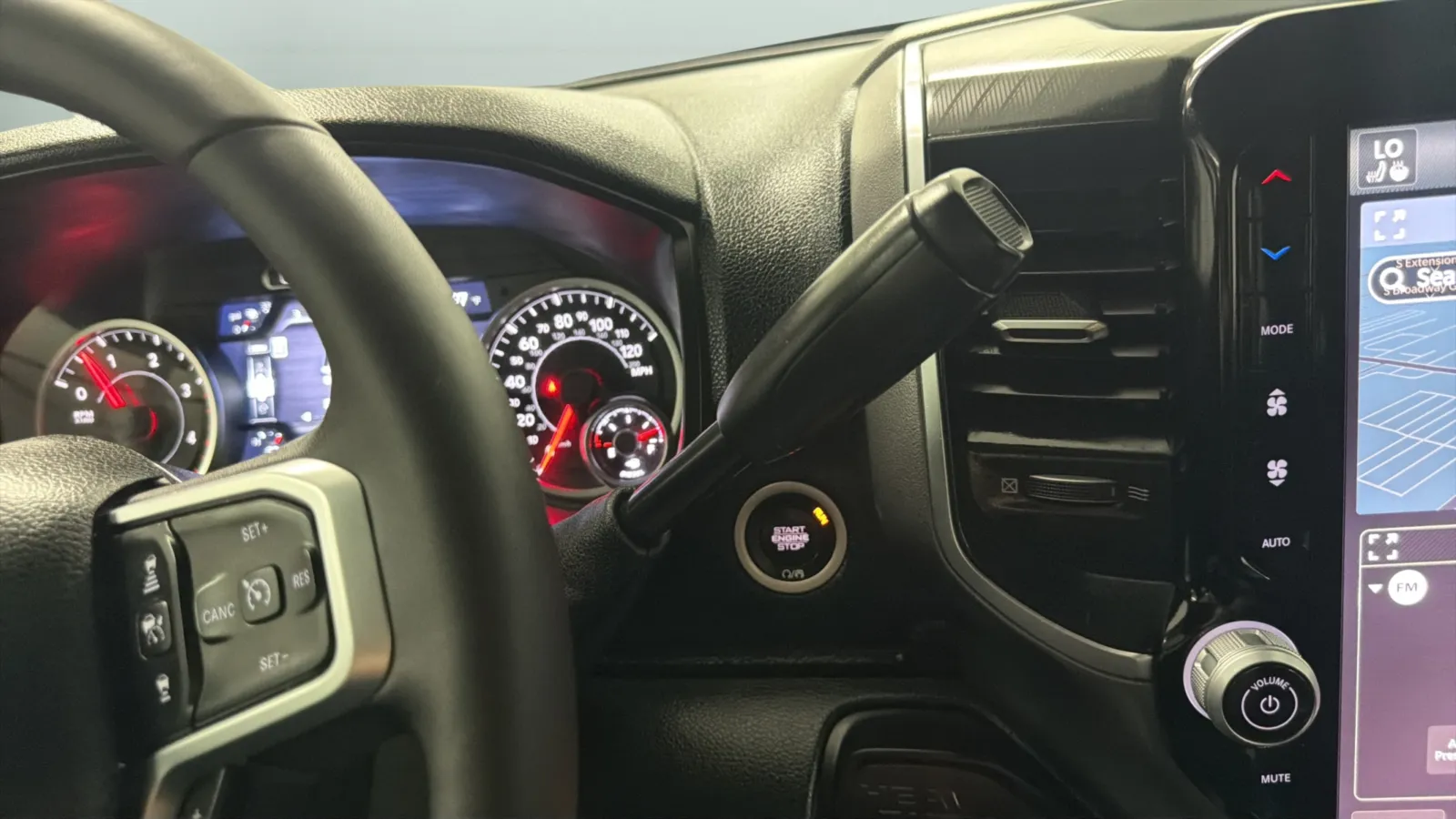 Ram 3500 photo 12