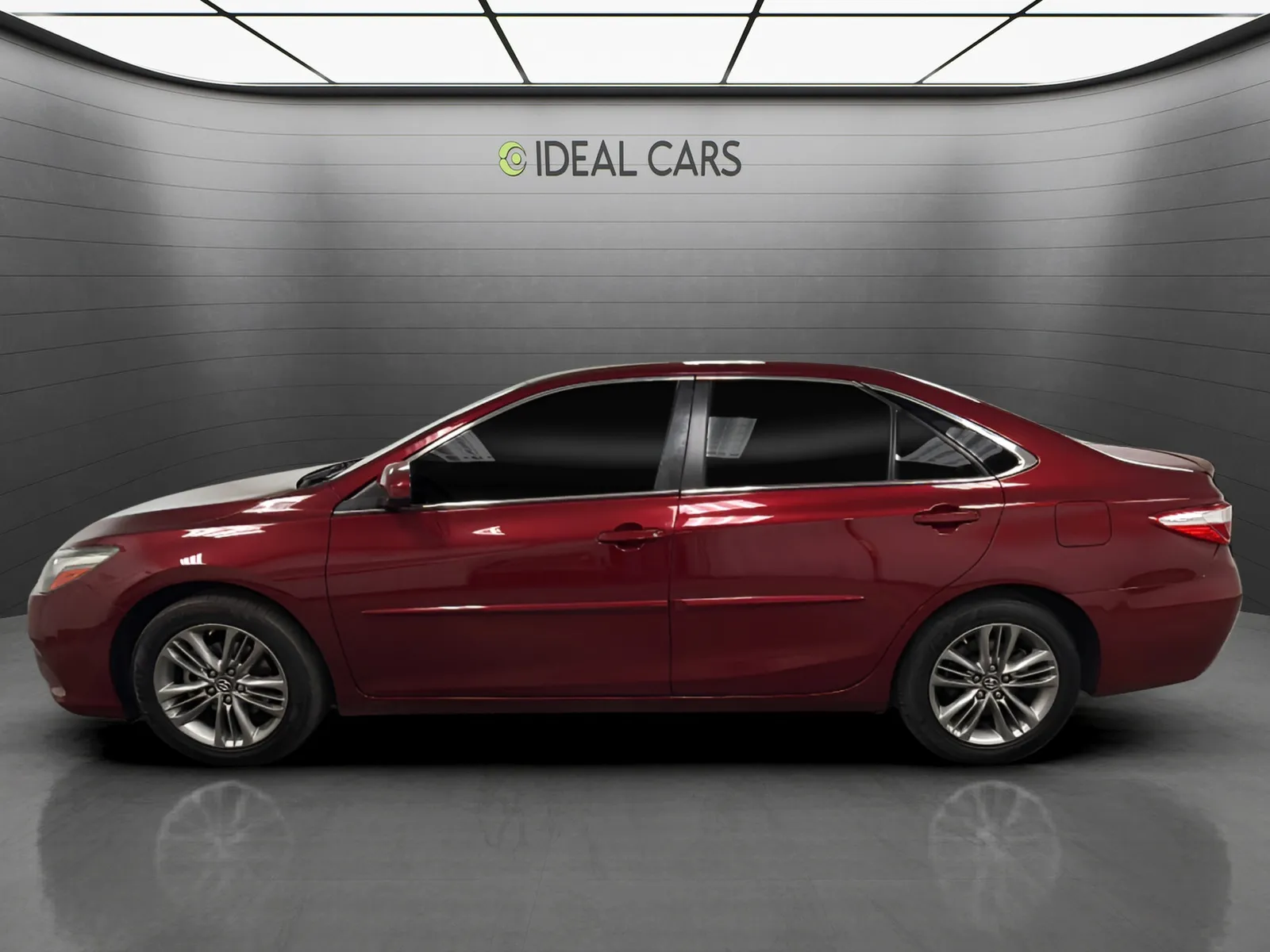 Toyota Camry photo 2