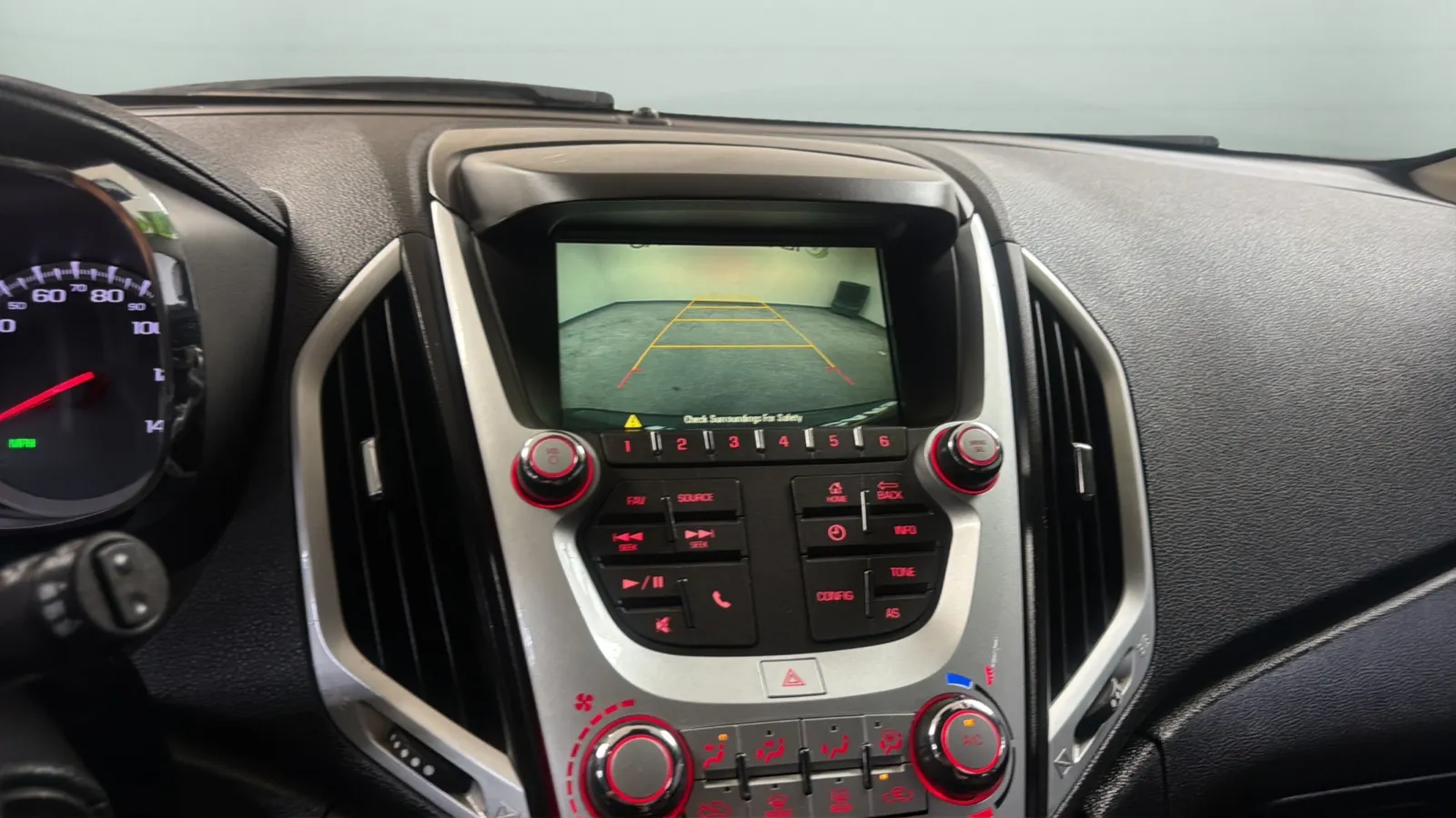 GMC Terrain photo 14