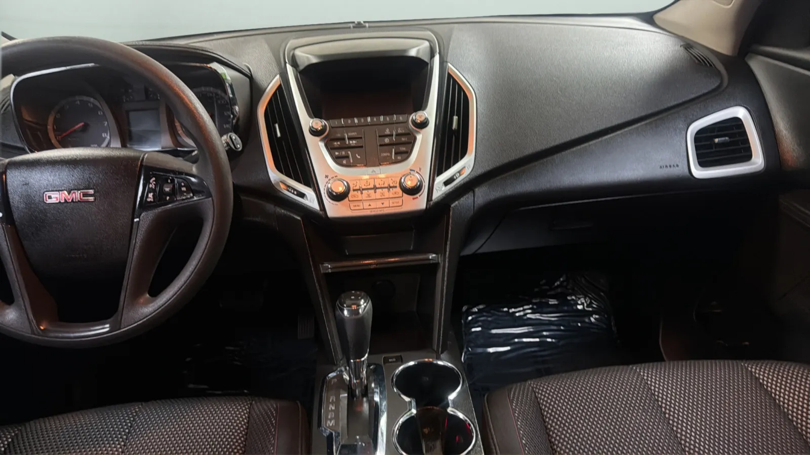 GMC Terrain photo 15