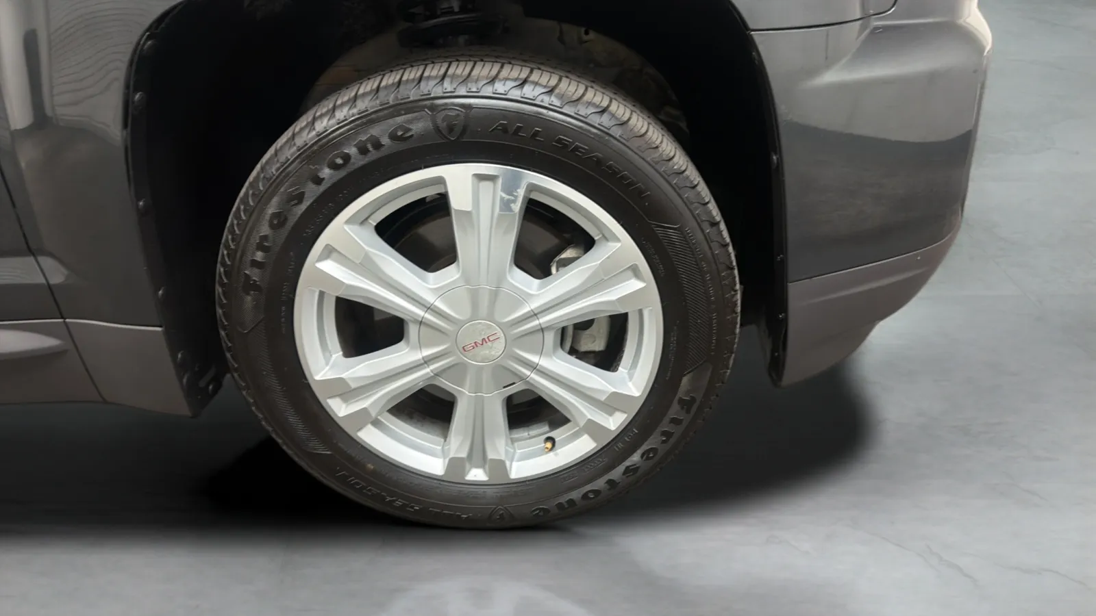 GMC Terrain photo 24