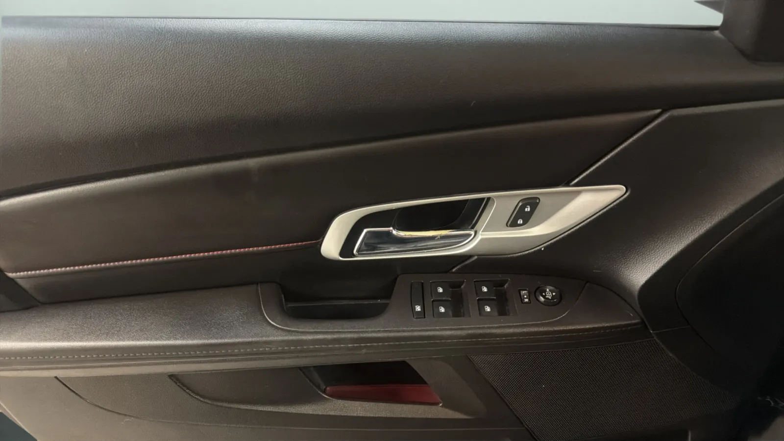 GMC Terrain photo 16