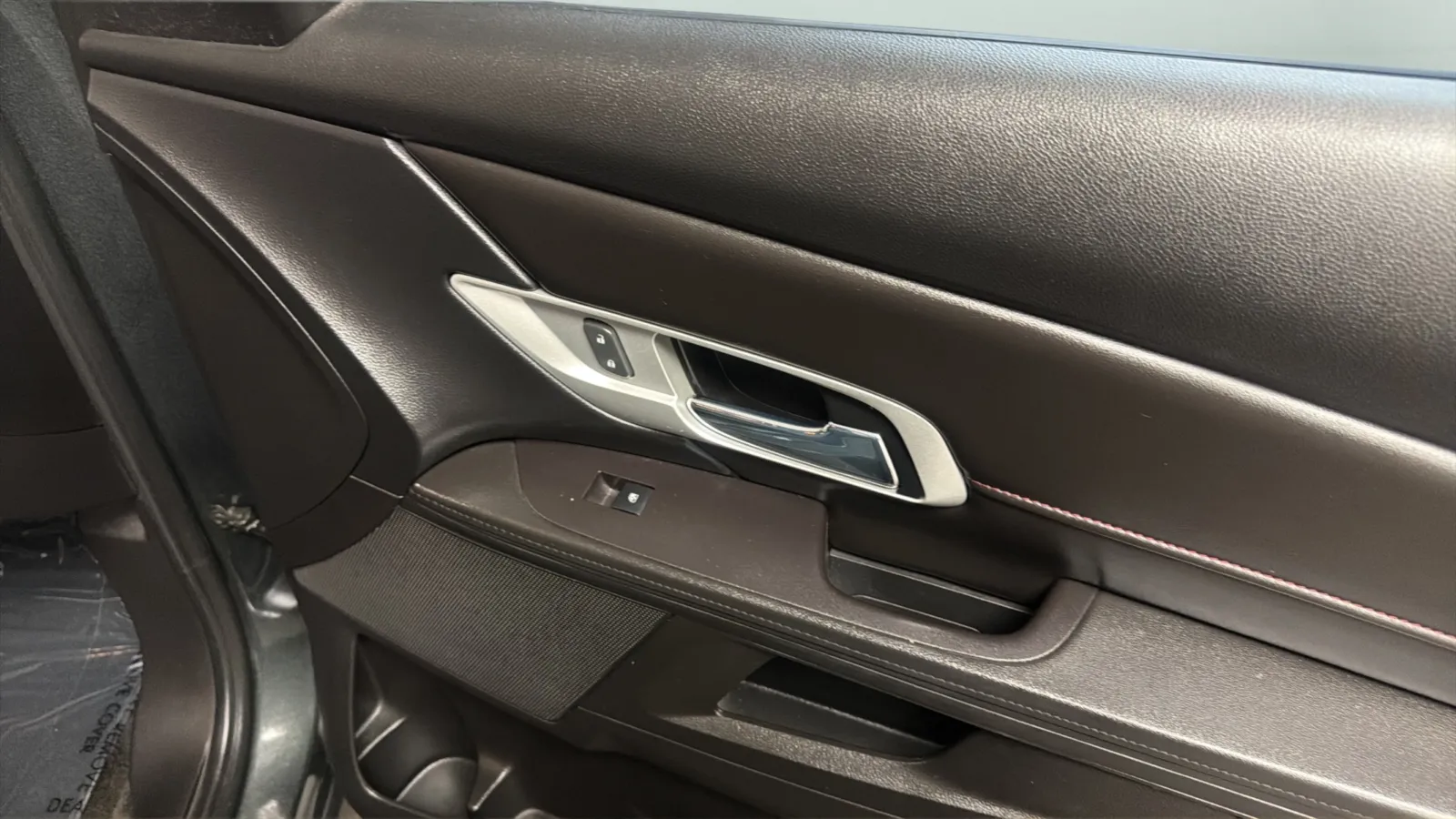 GMC Terrain photo 17