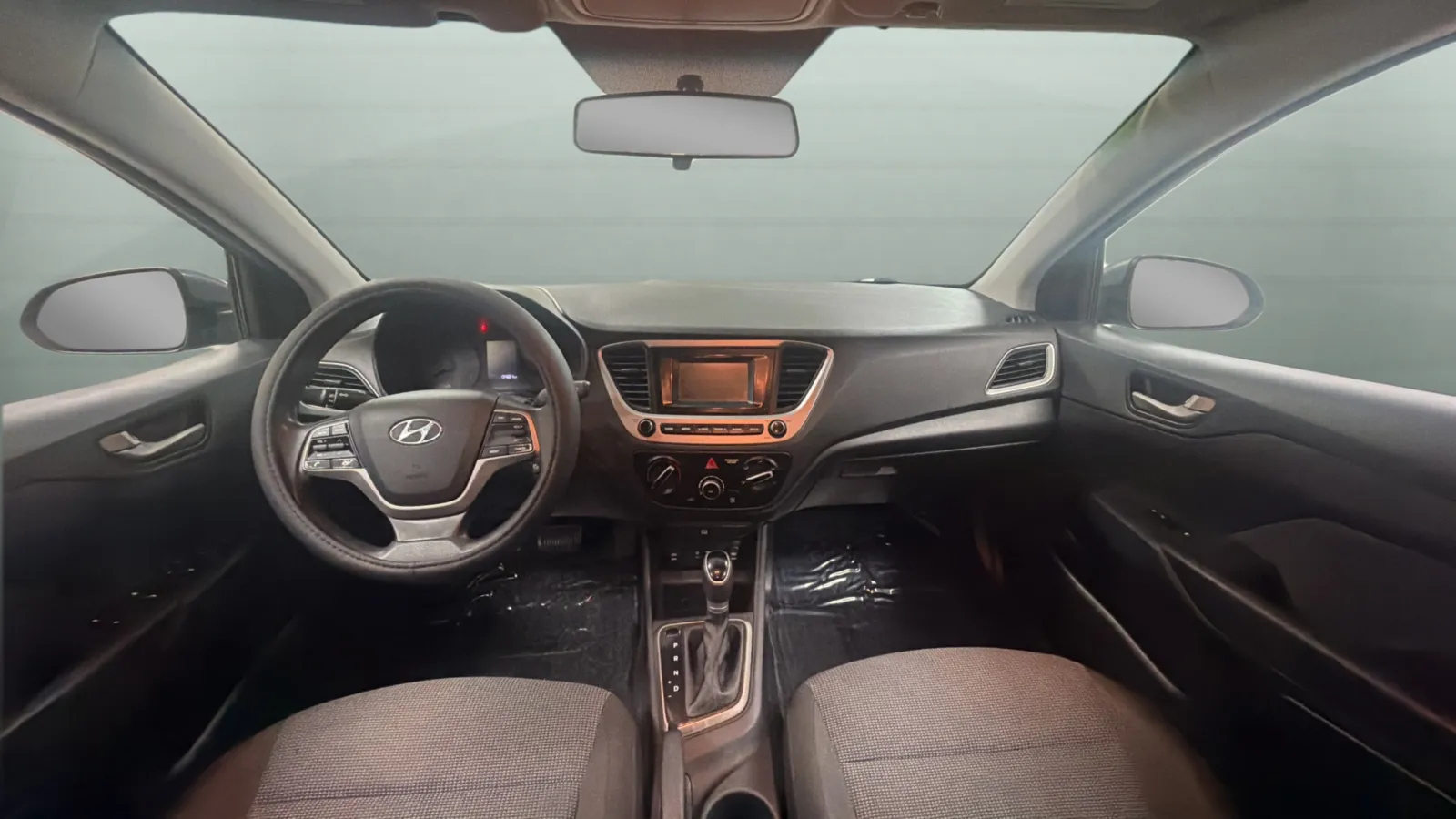 Hyundai Accent photo 9