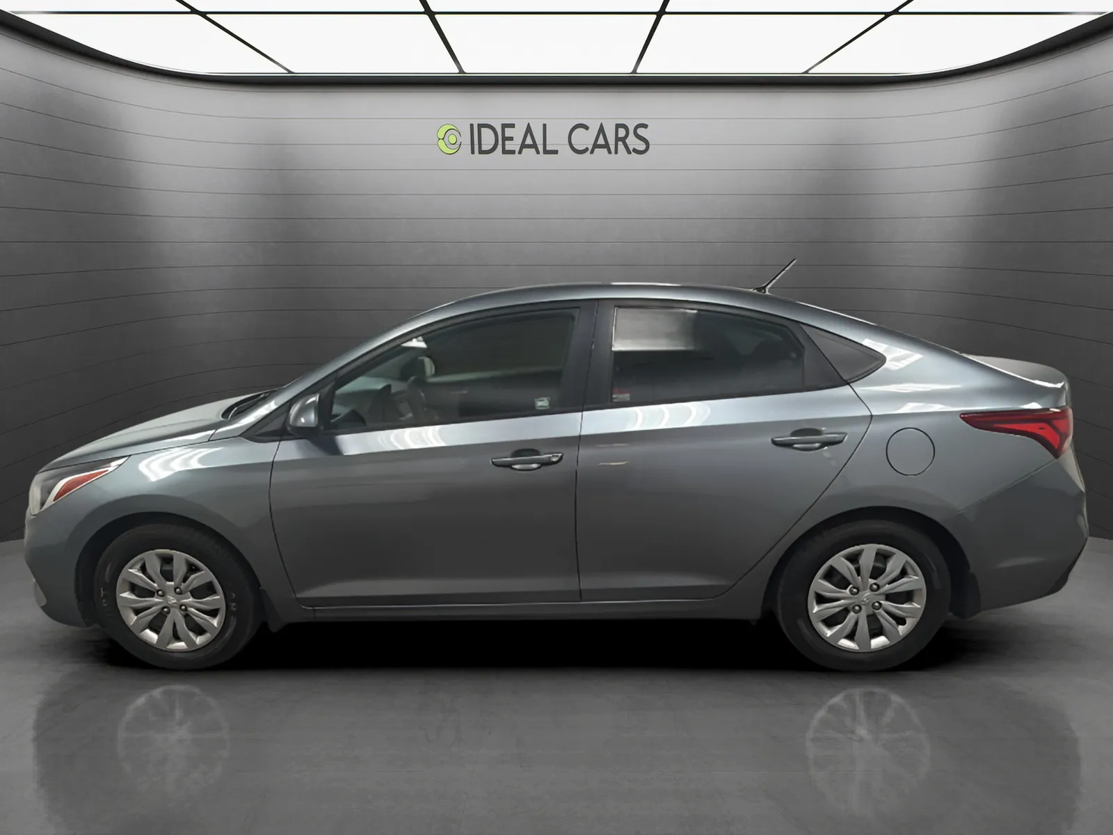 Hyundai Accent photo 8