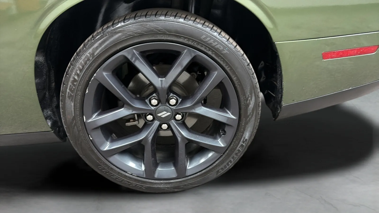 Dodge Challenger photo 27