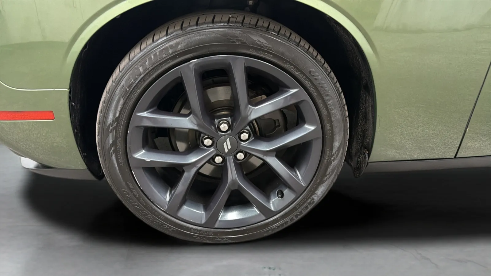 Dodge Challenger photo 28