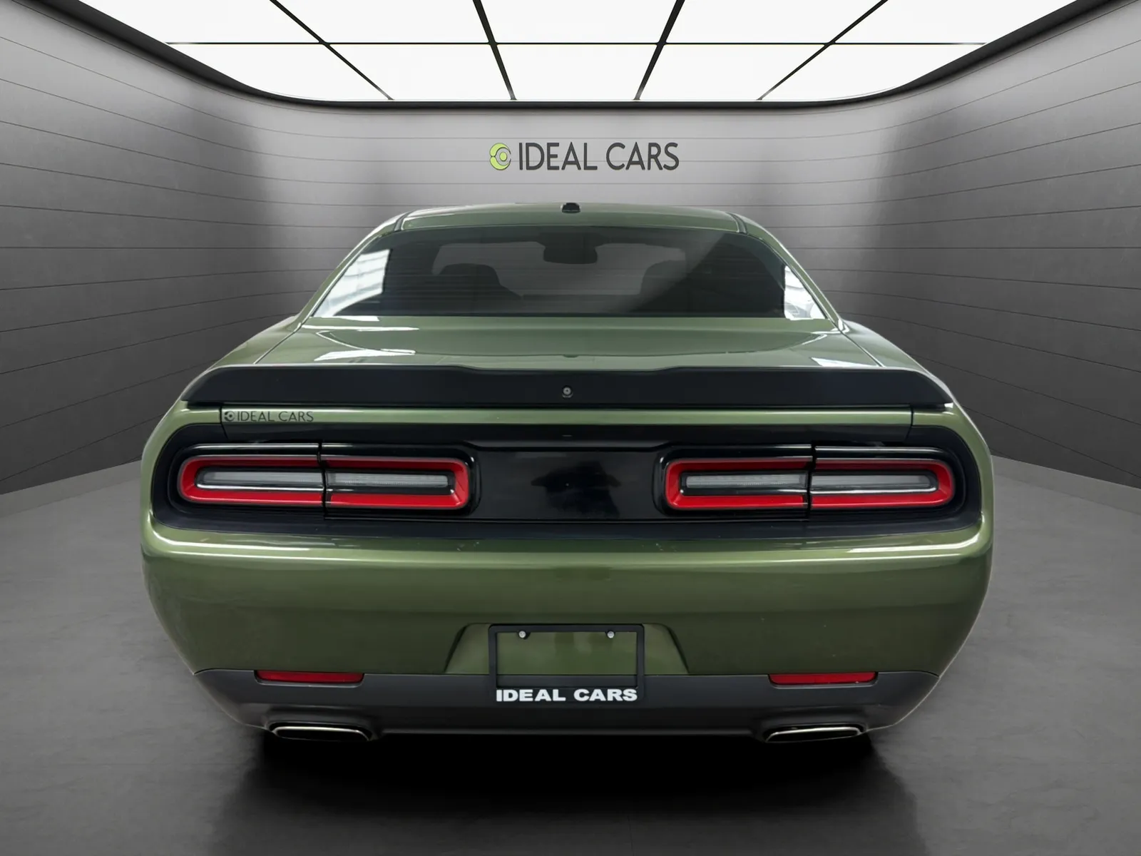 Dodge Challenger photo 6