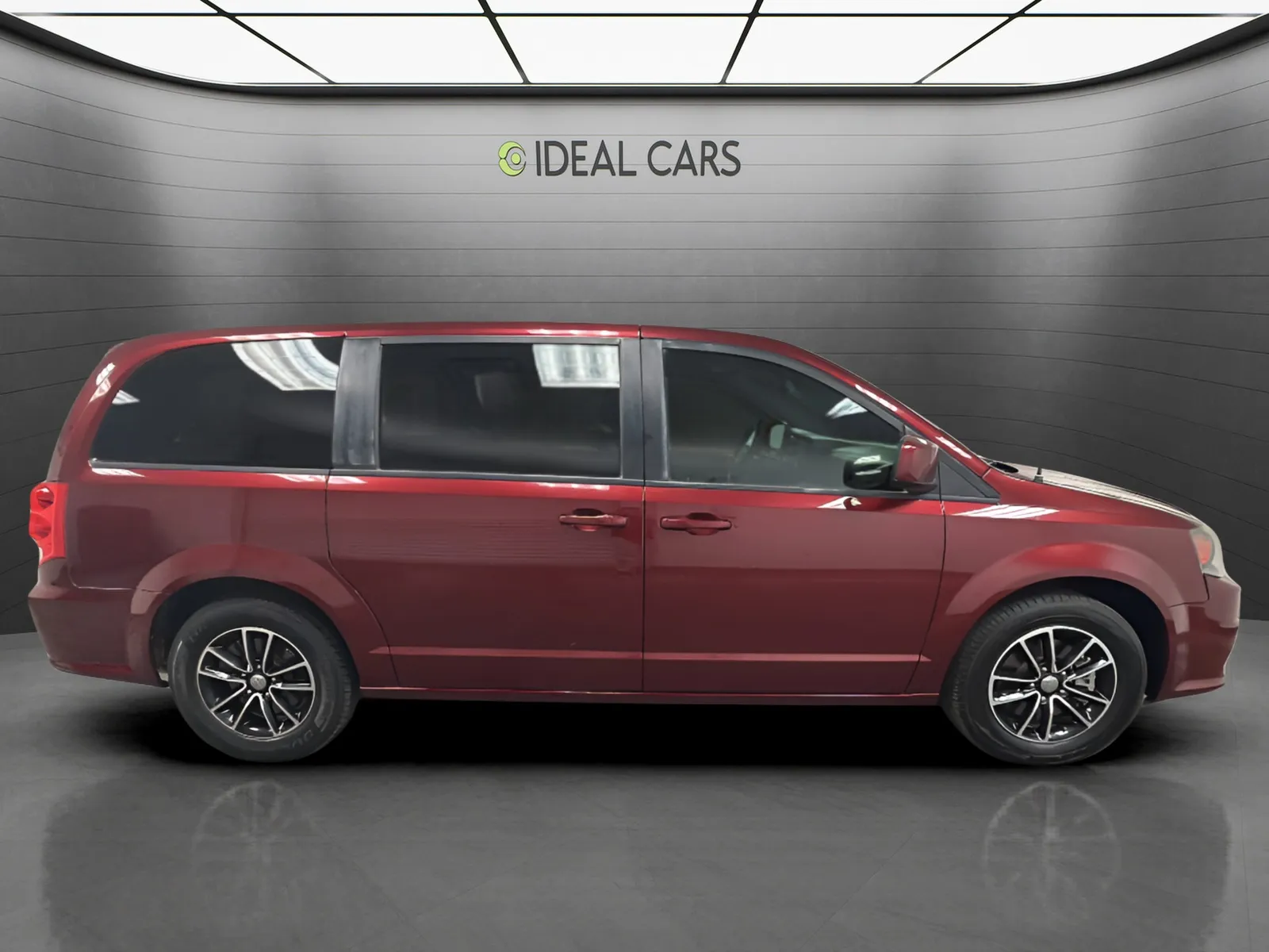 Dodge Grand Caravan photo 4