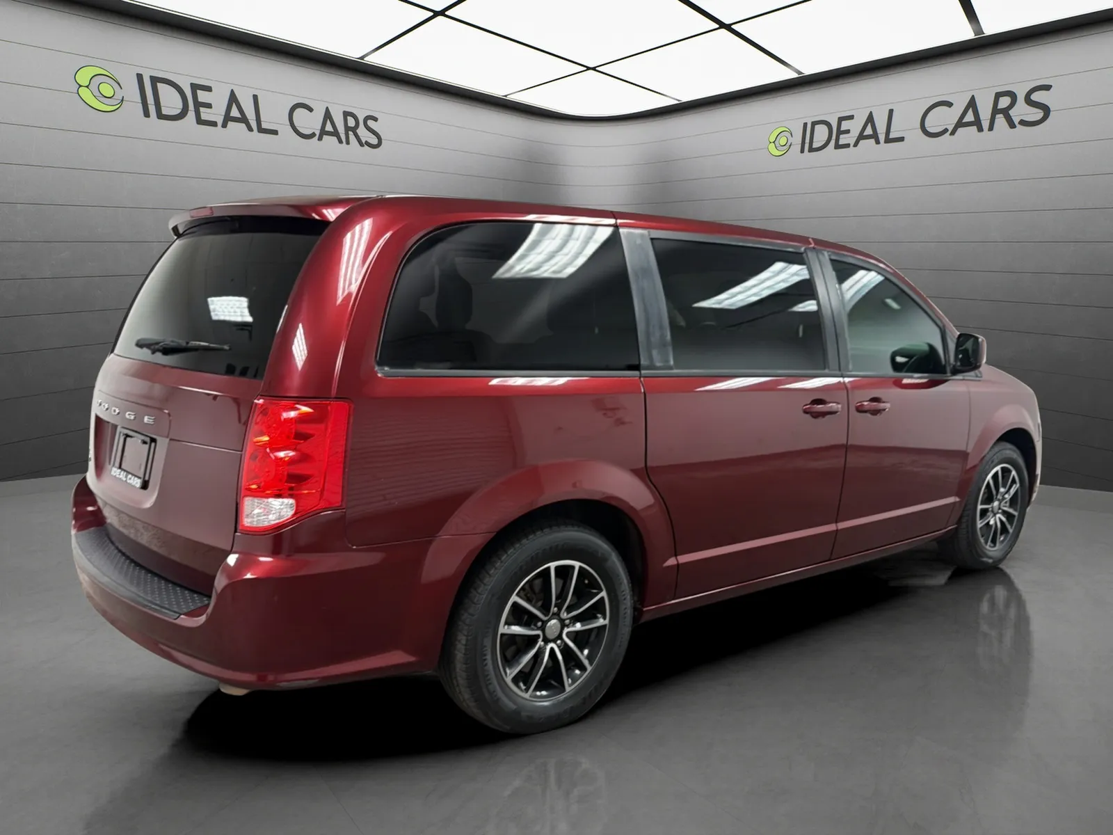 Dodge Grand Caravan photo 5