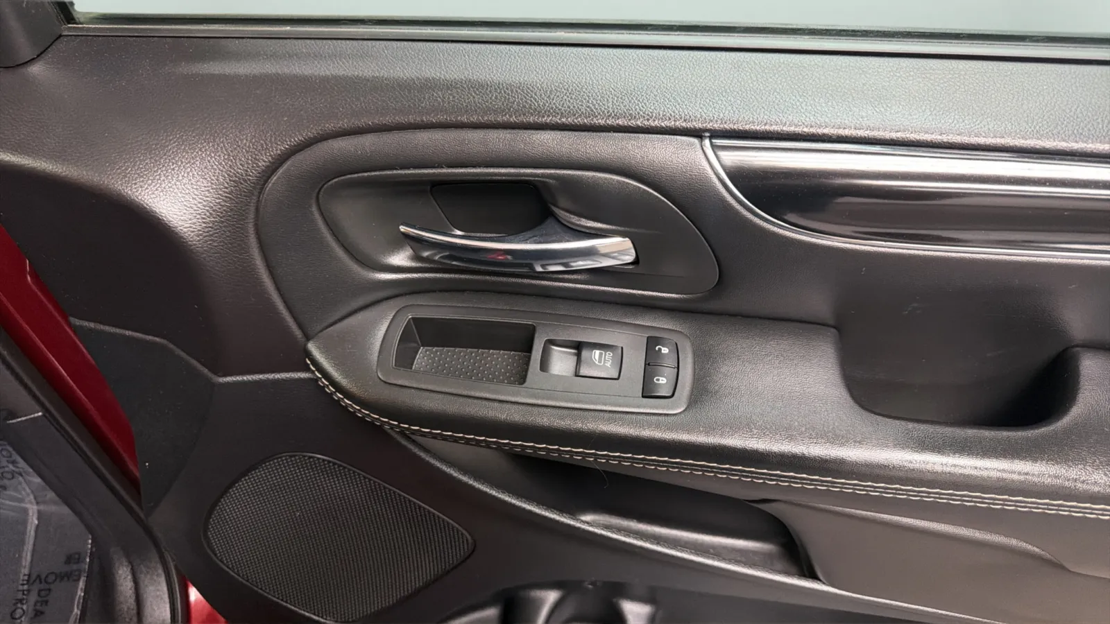 Dodge Grand Caravan photo 17