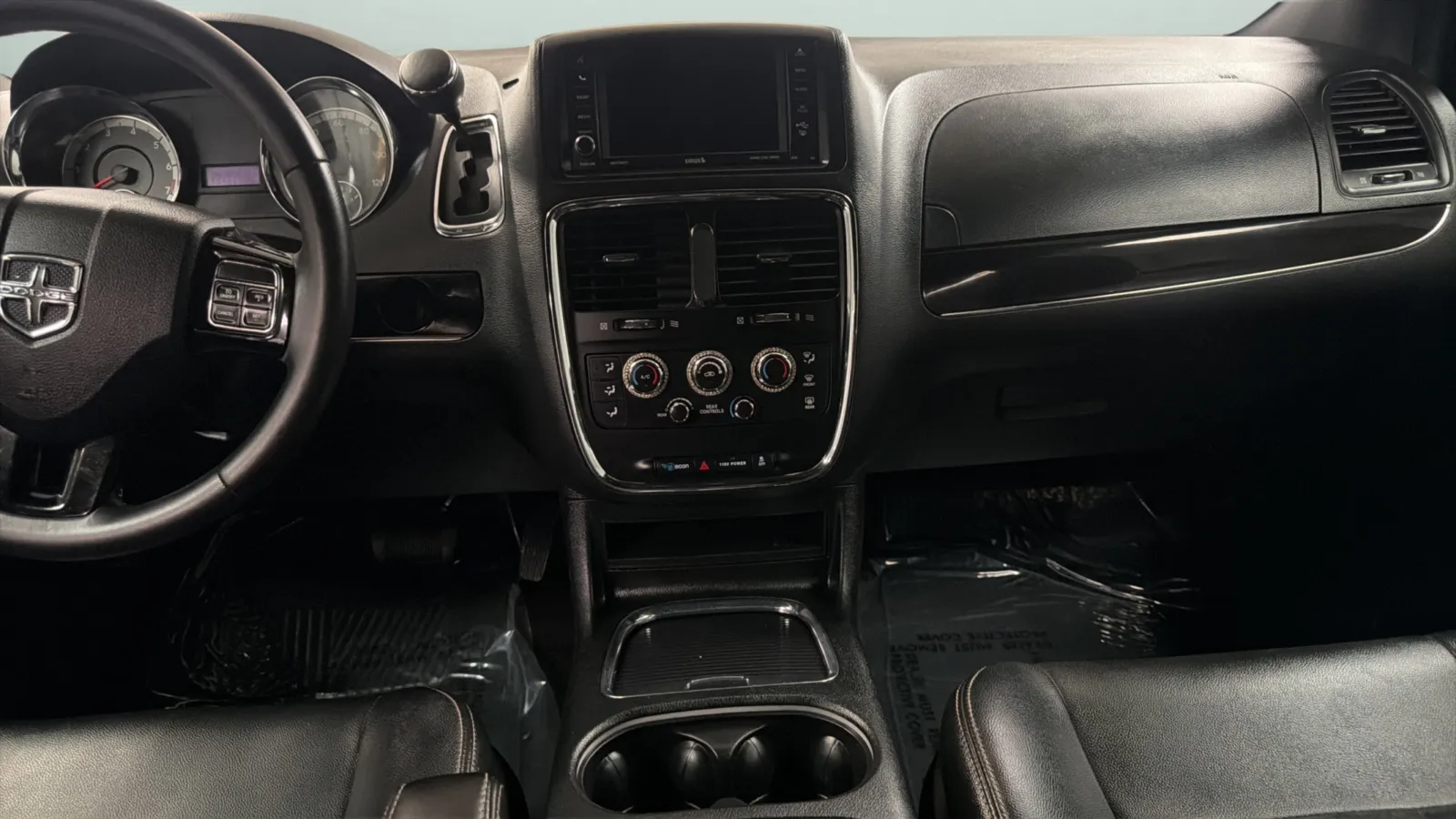 Dodge Grand Caravan photo 15