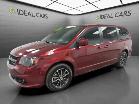 Red 2018 Dodge Grand Caravan SXT for sale in Mesa, AZ