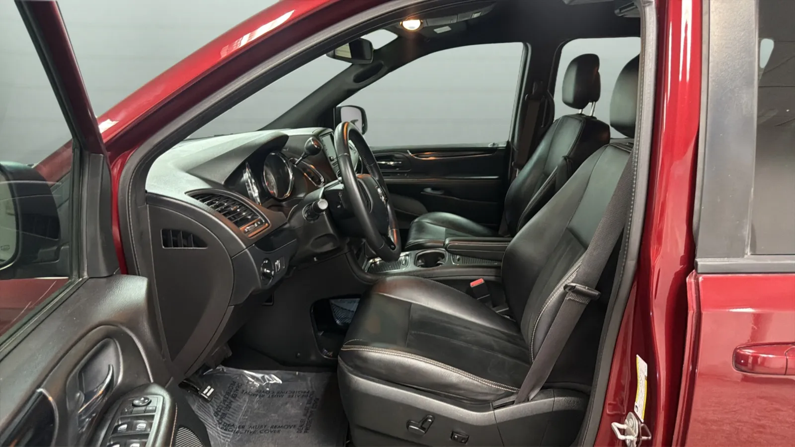 Dodge Grand Caravan photo 20