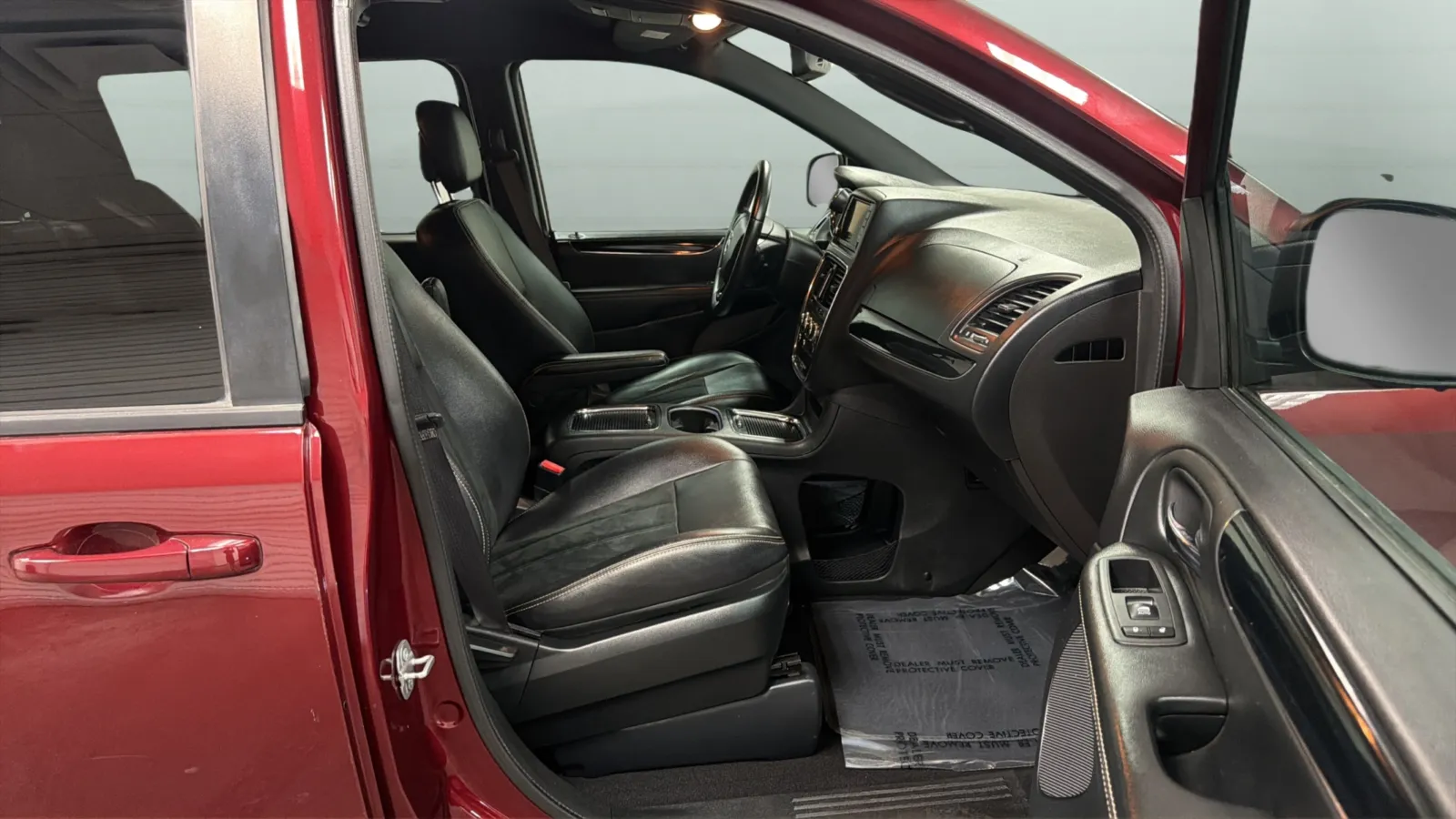 Dodge Grand Caravan photo 21