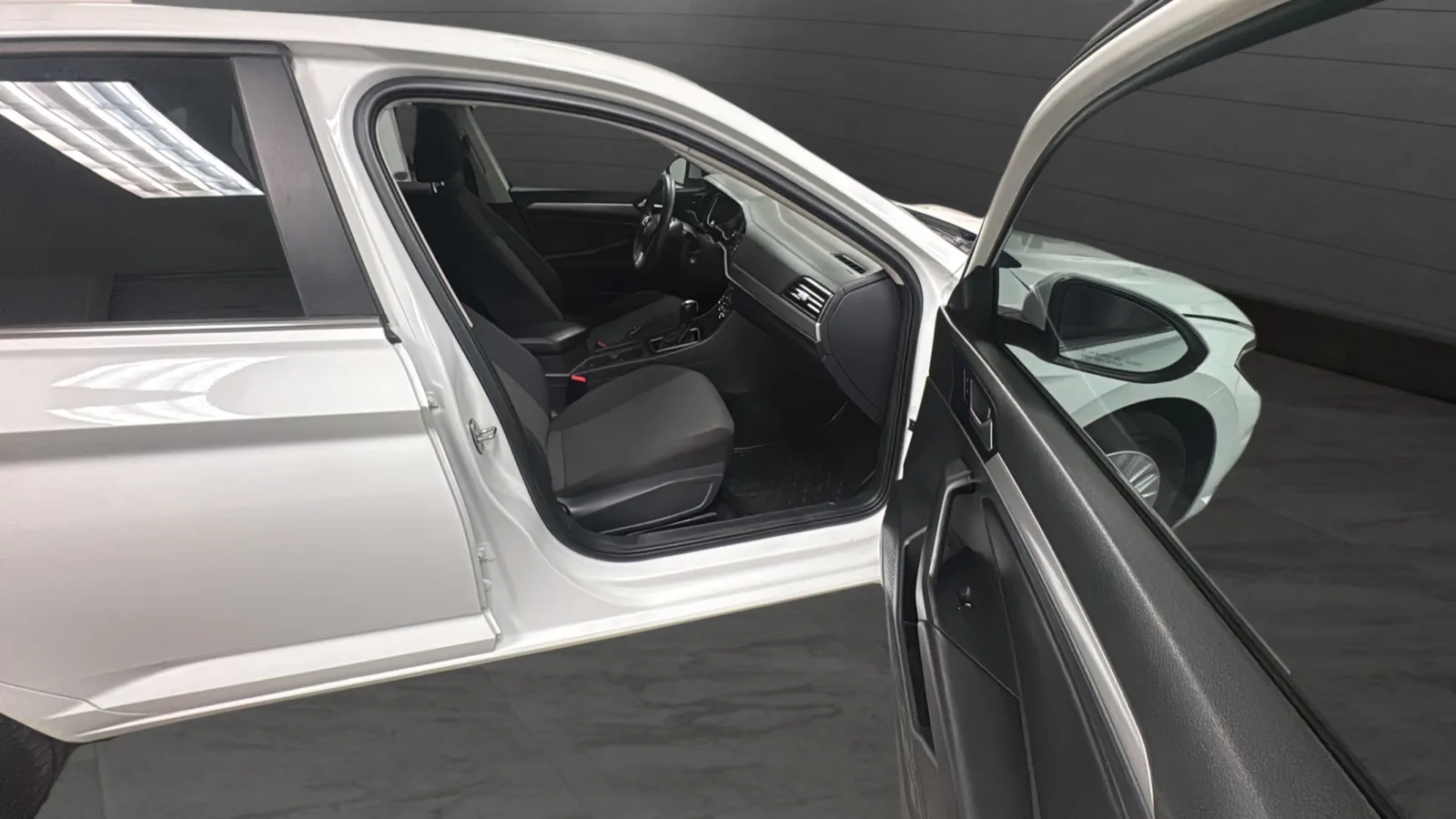 Volkswagen Jetta photo 21