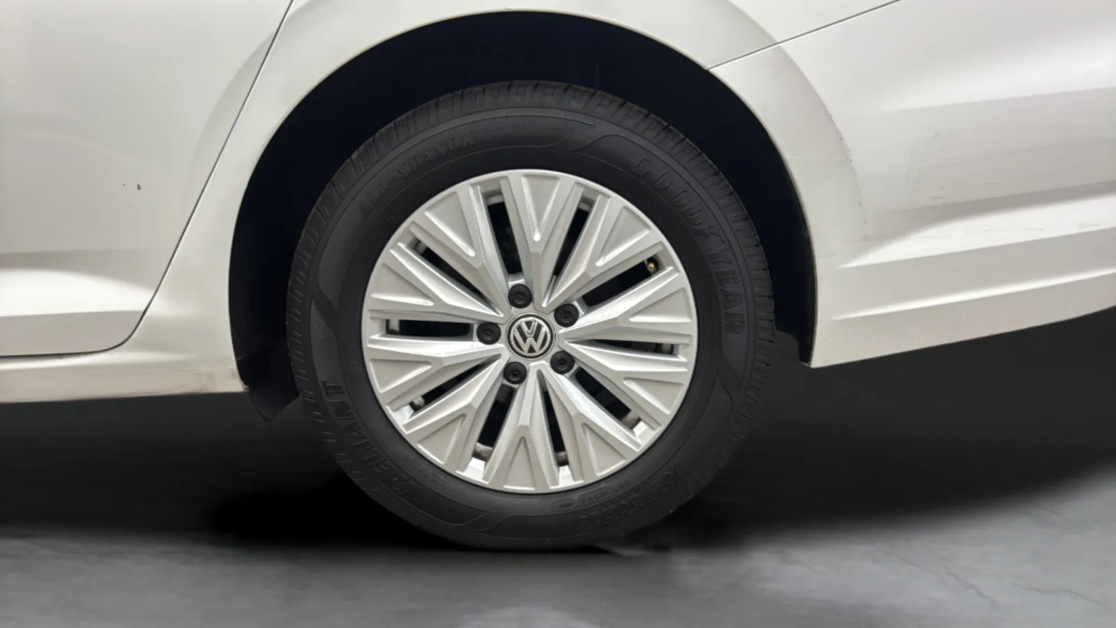 Volkswagen Jetta photo 26