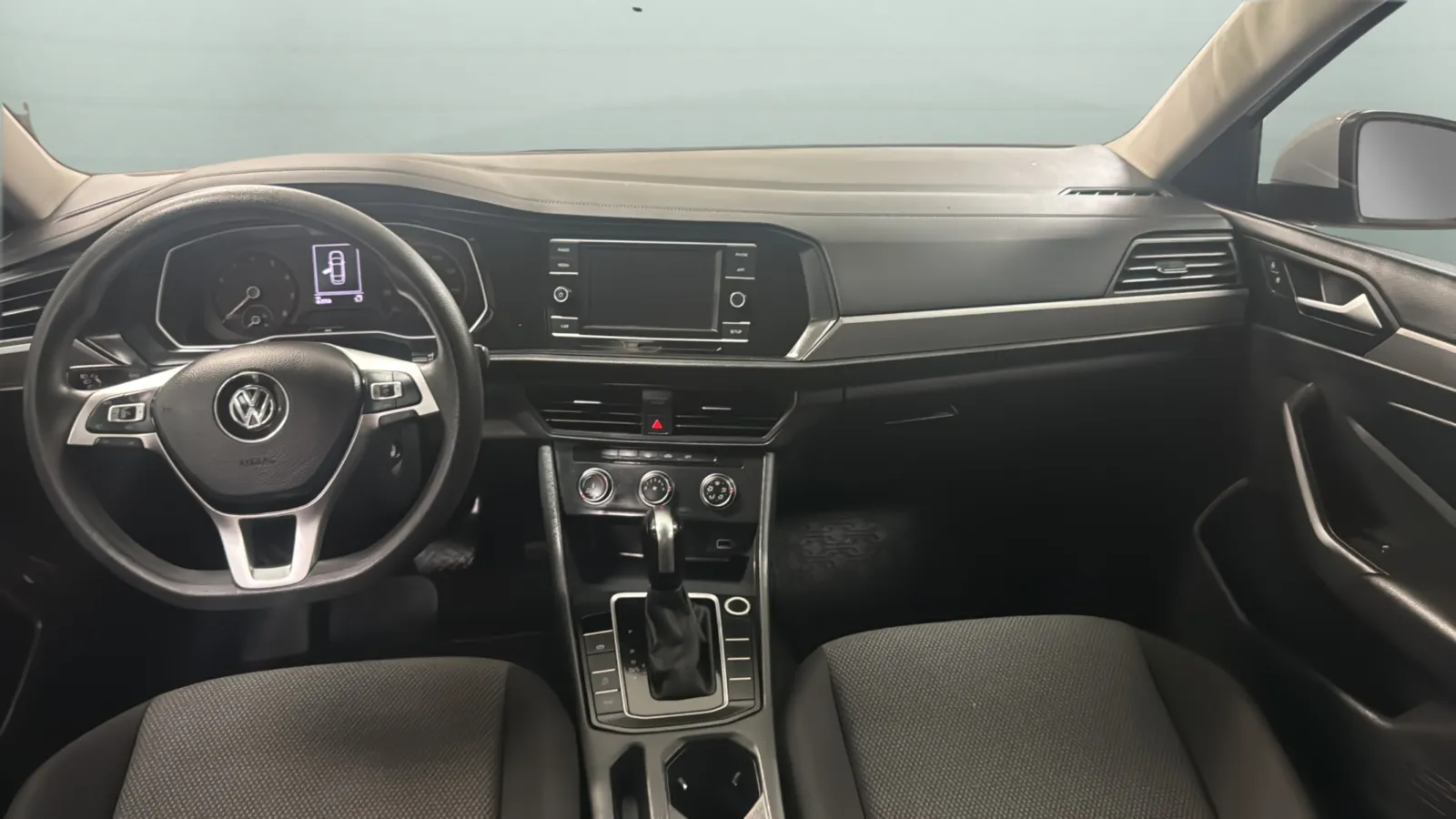 Volkswagen Jetta photo 9