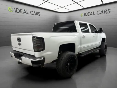 More photos of 2017 Chevrolet Silverado 1500 LT Z71 at Ideal Cars - Broadway, AZ