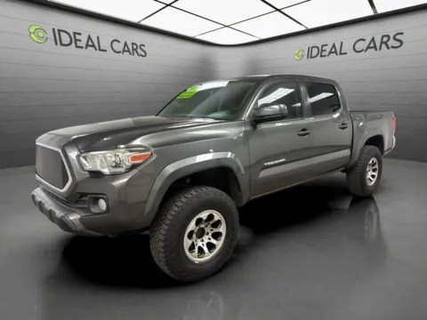 Gray 2016 Toyota Tacoma SR5 V6 for sale in Mesa, AZ