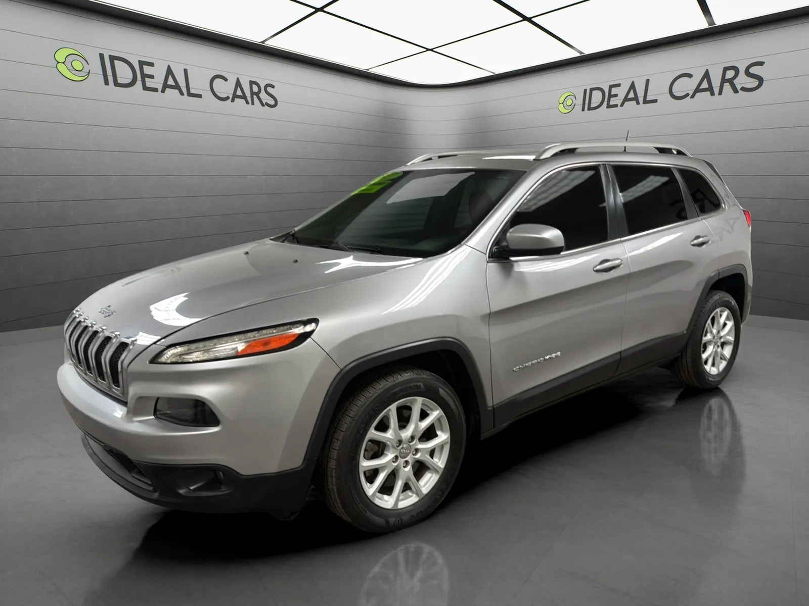 Silver 2017 Jeep Cherokee Latitude for sale in Mesa, AZ