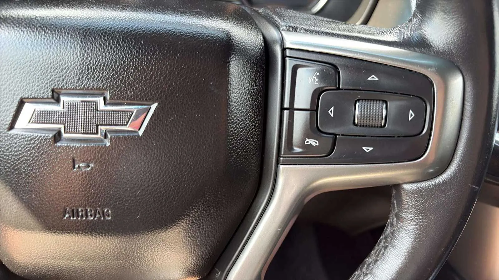 Chevrolet Tahoe photo 10