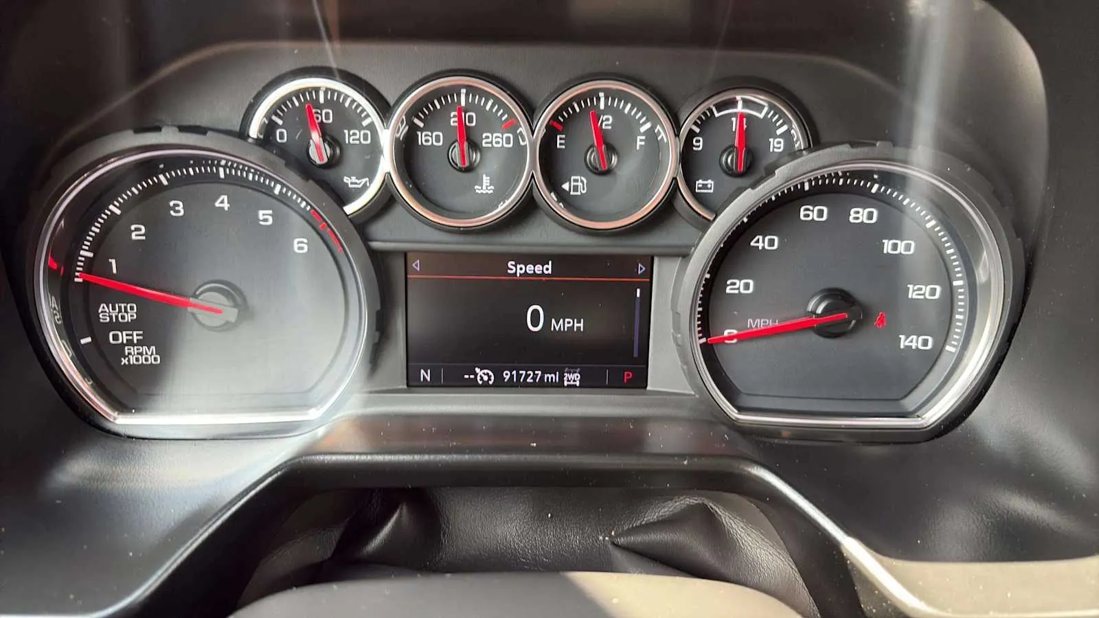 Chevrolet Tahoe photo 11