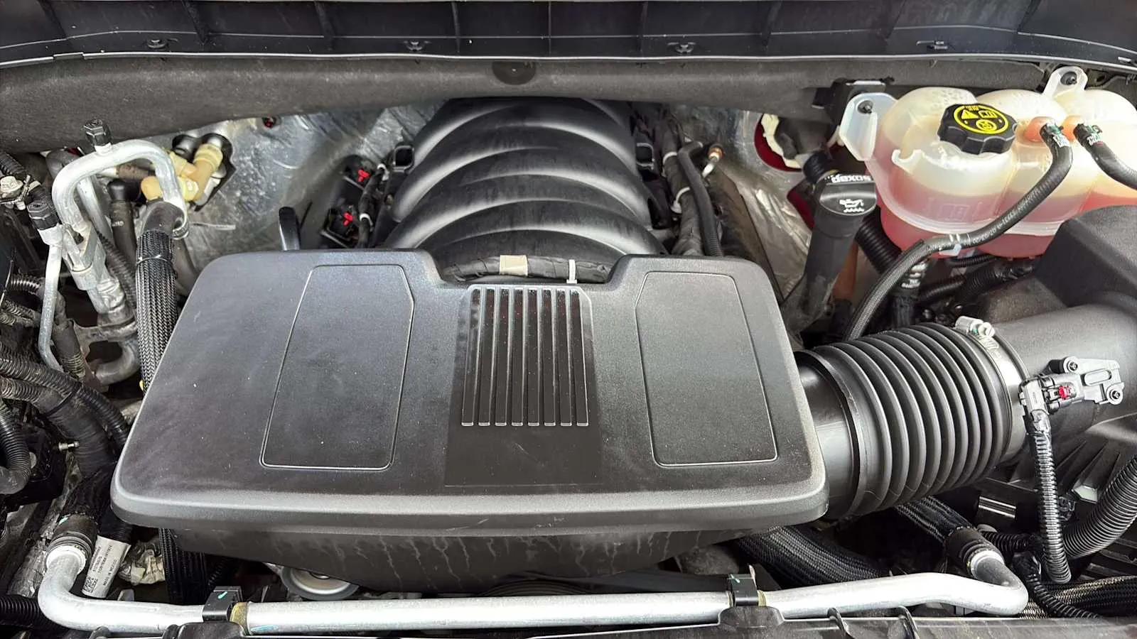 Chevrolet Tahoe photo 26