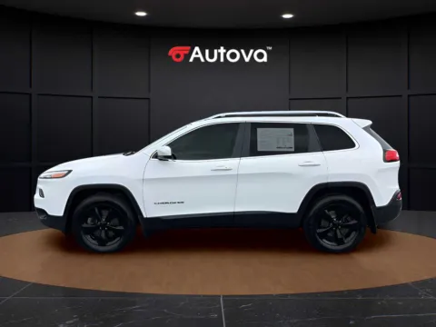 Photos of 2018 Jeep Cherokee Limited for sale in Forest, VA at Autova - Forest