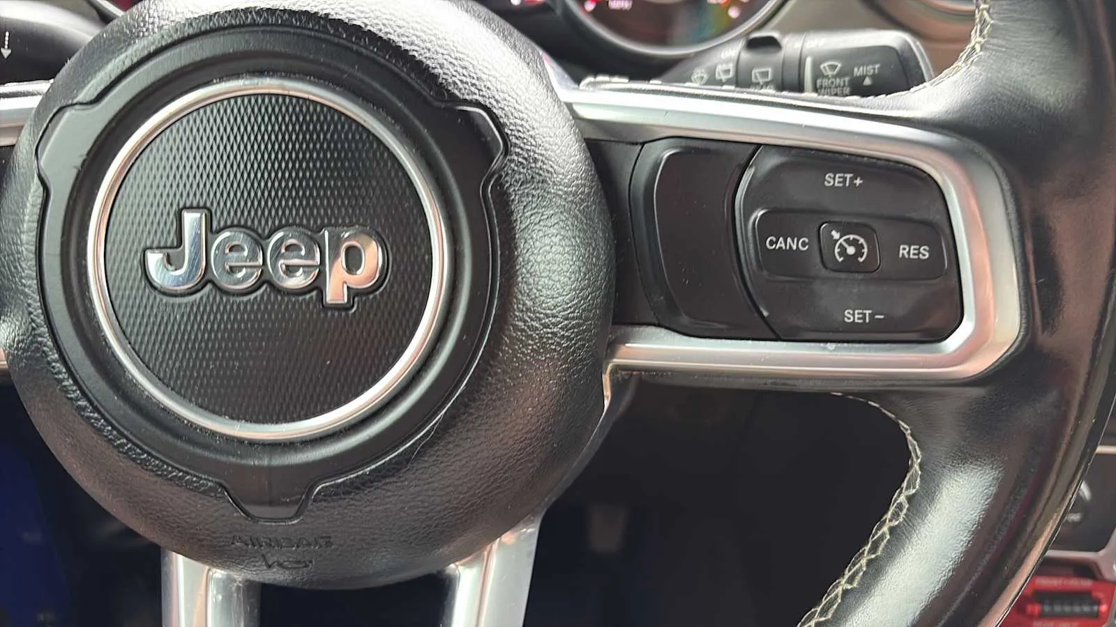 Jeep Wrangler photo 10