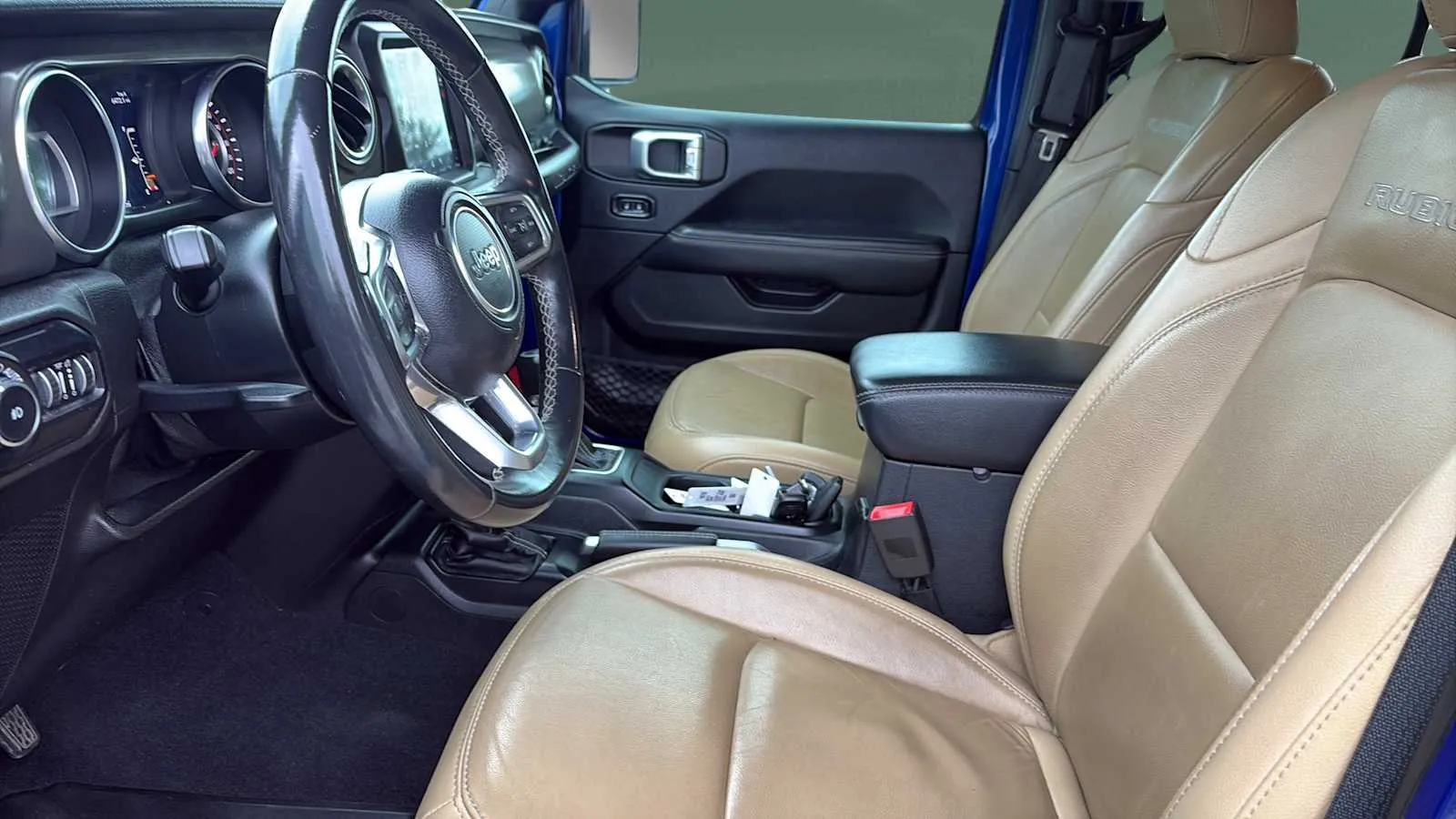 Jeep Wrangler photo 17