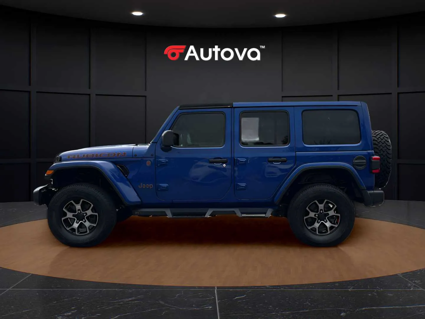 Jeep Wrangler photo 2