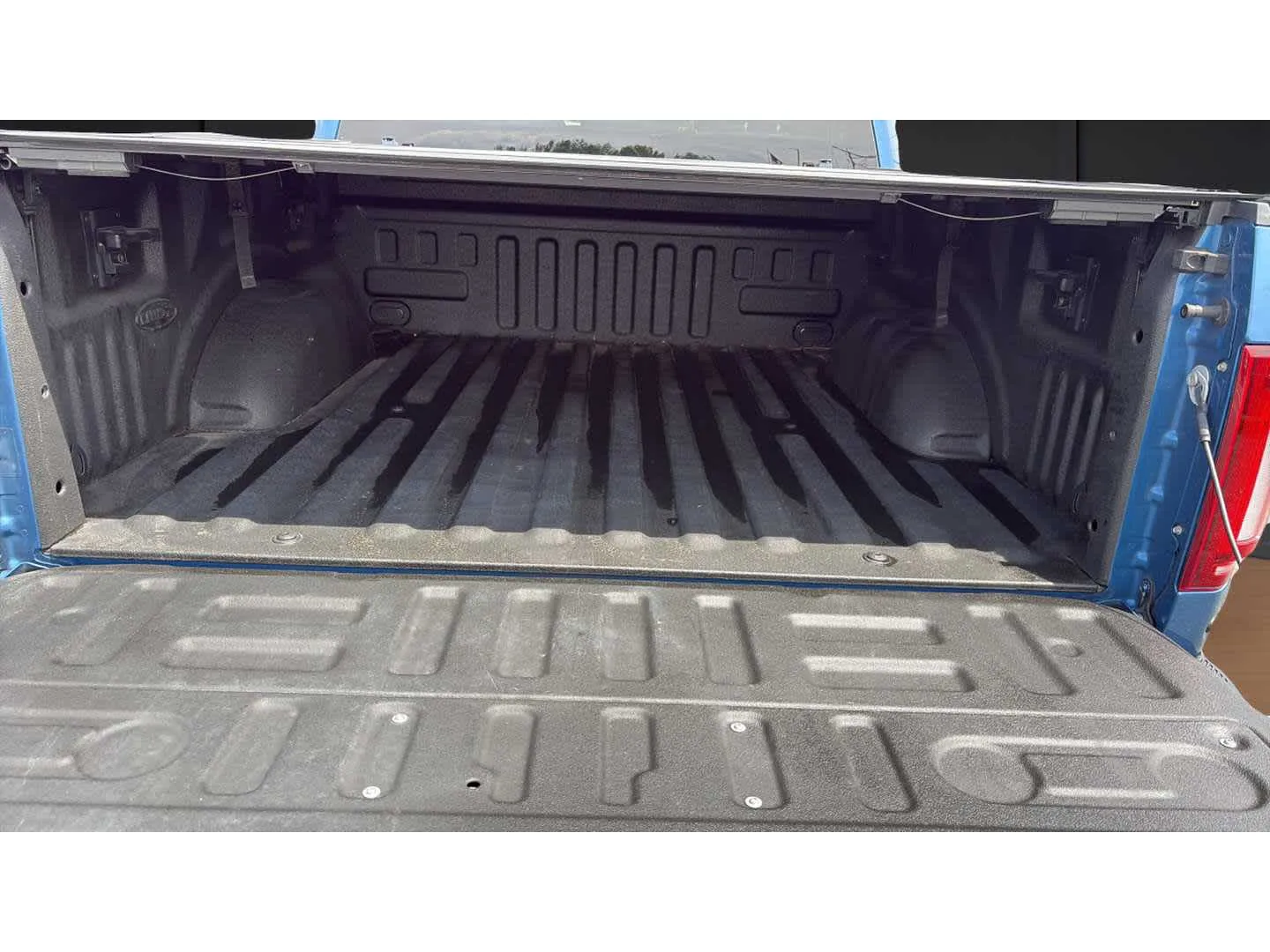 Ford F-150 photo 21