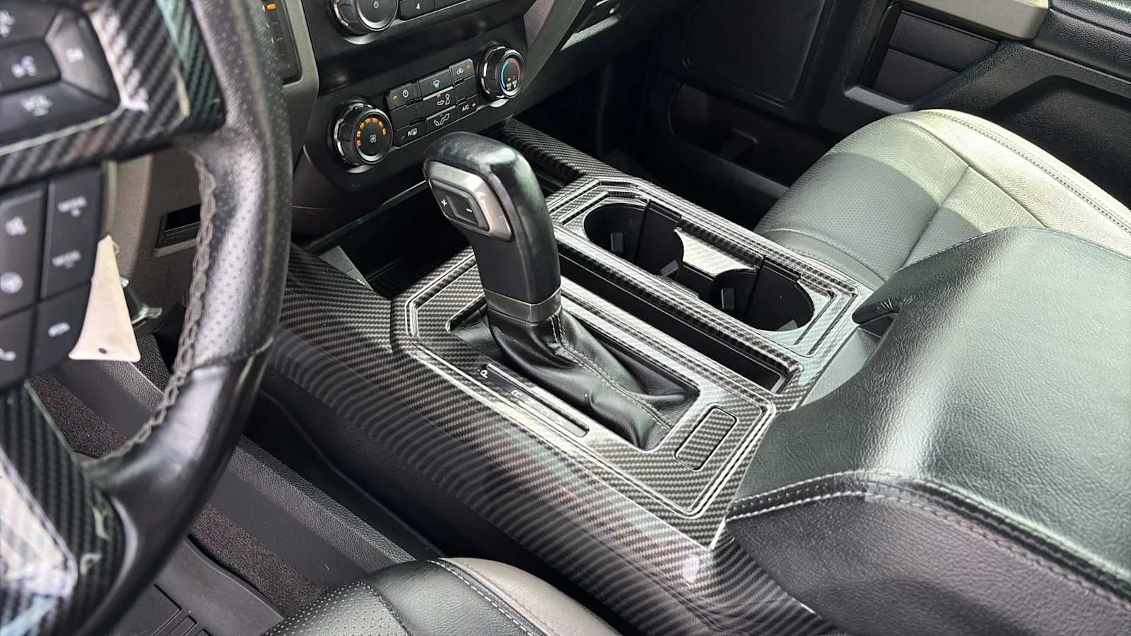 Ford F-150 photo 14