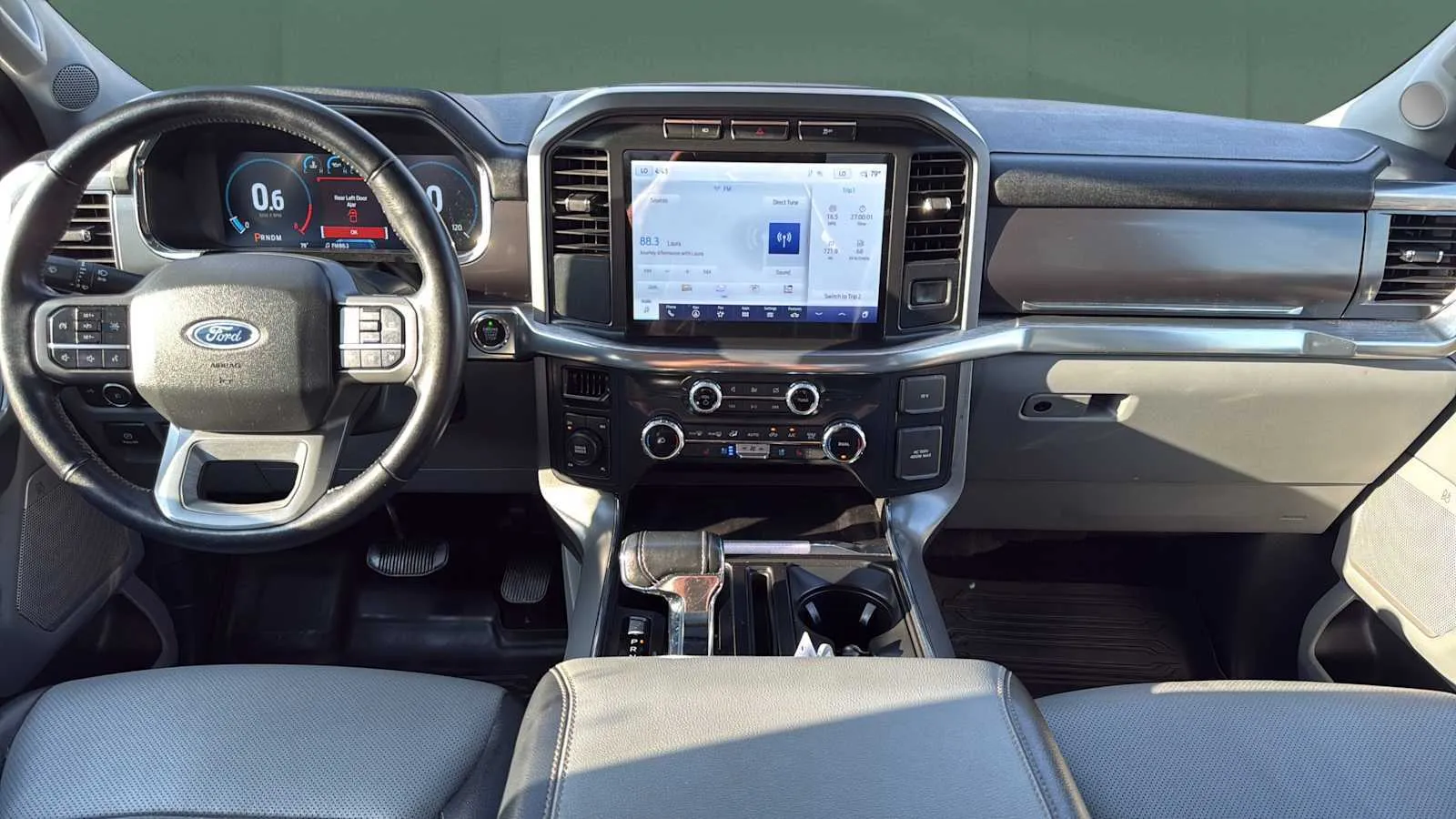 Ford F-150 photo 18