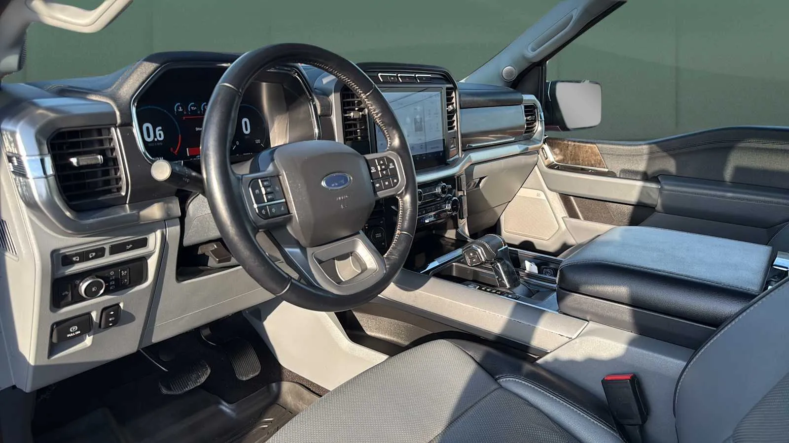 Ford F-150 photo 13