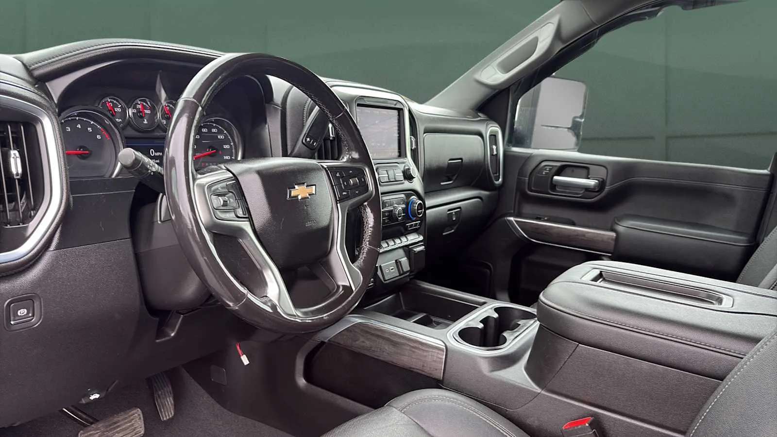 Chevrolet Silverado photo 13