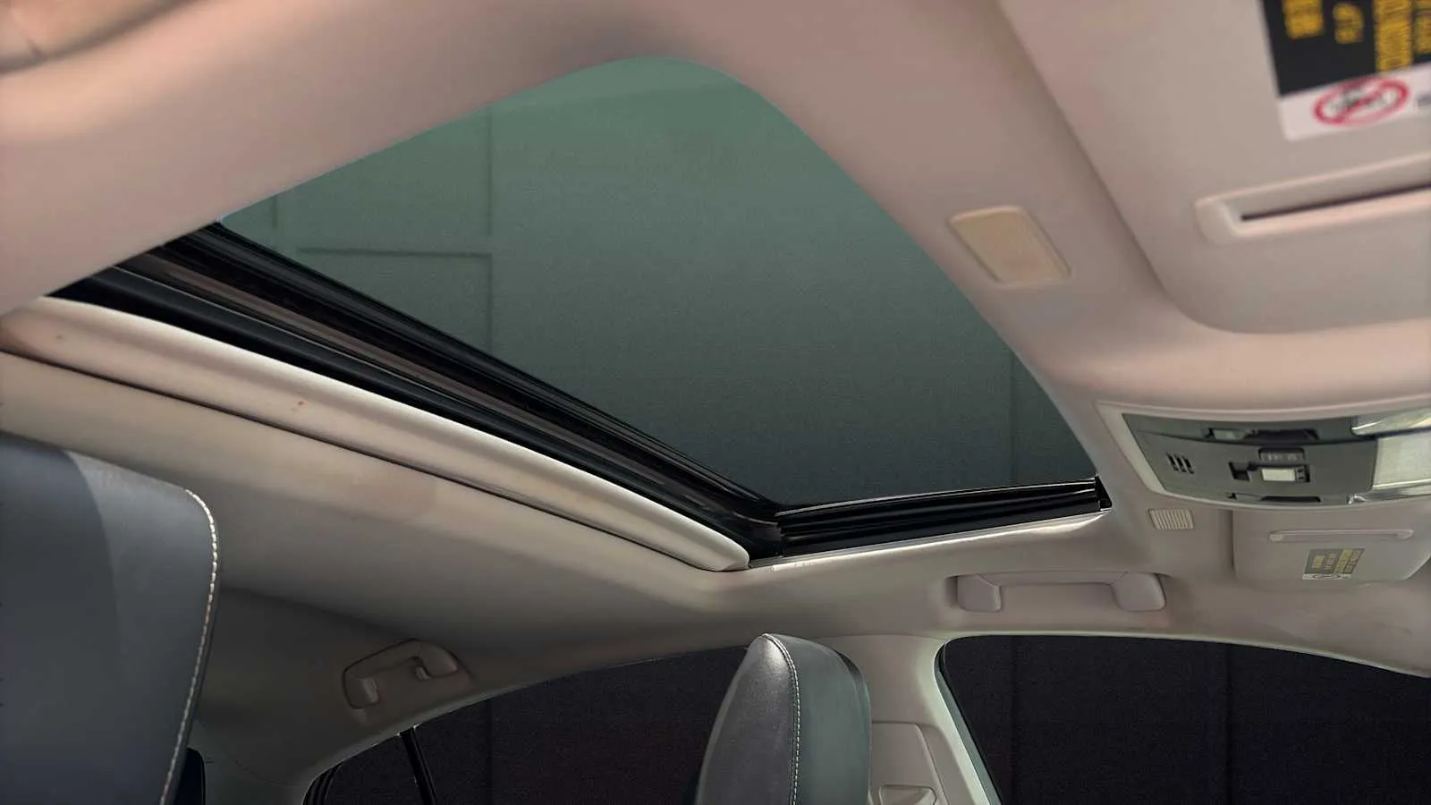 Lexus ES photo 30