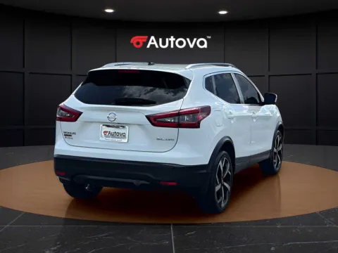 More photos of 2021 Nissan Rogue Sport SL at Autova - Forest, VA
