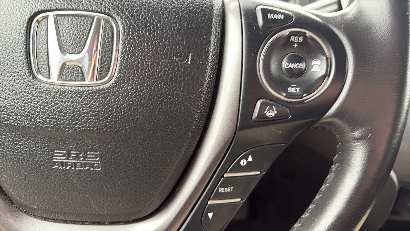 Honda Ridgeline photo 10