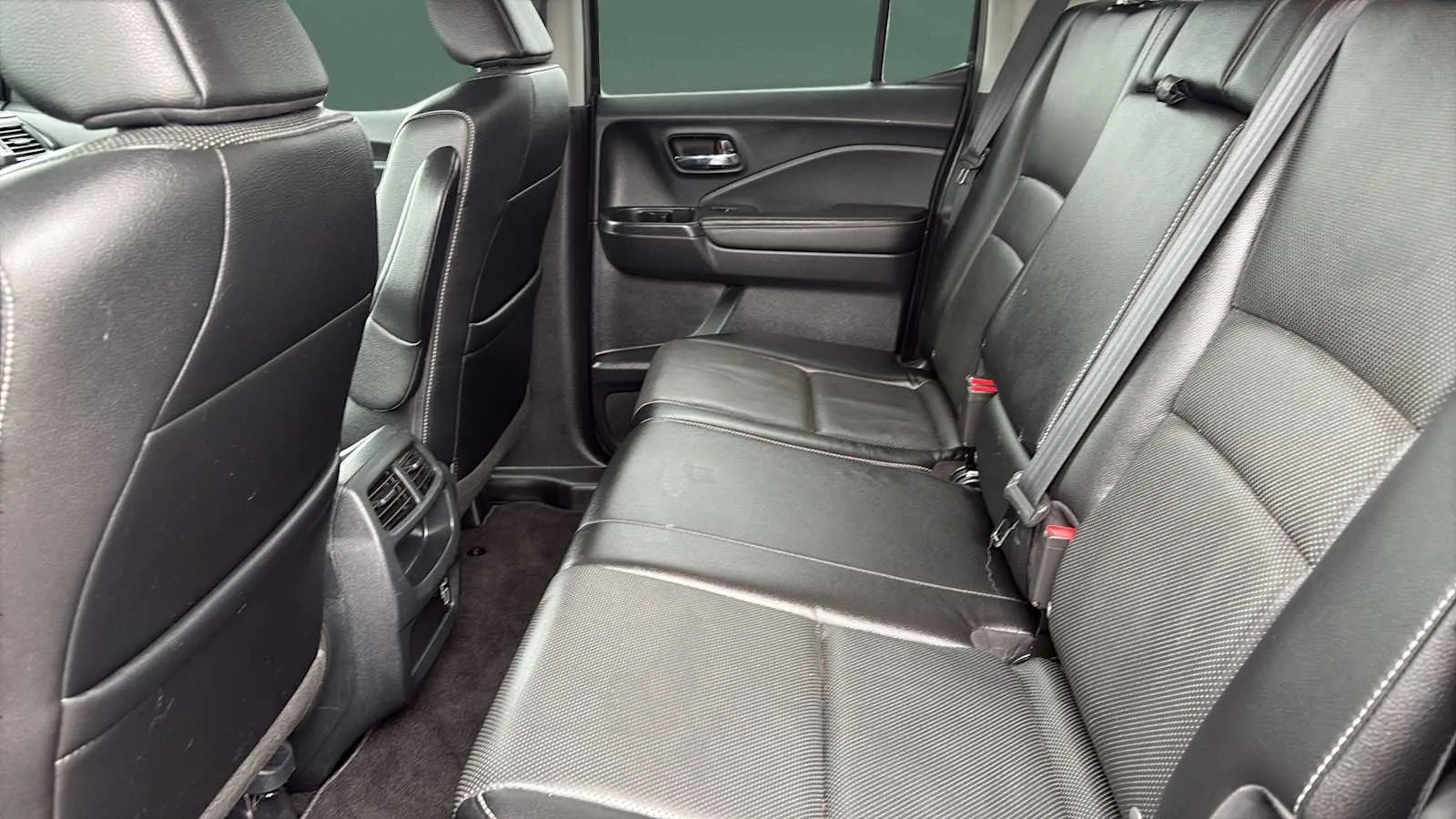 Honda Ridgeline photo 18