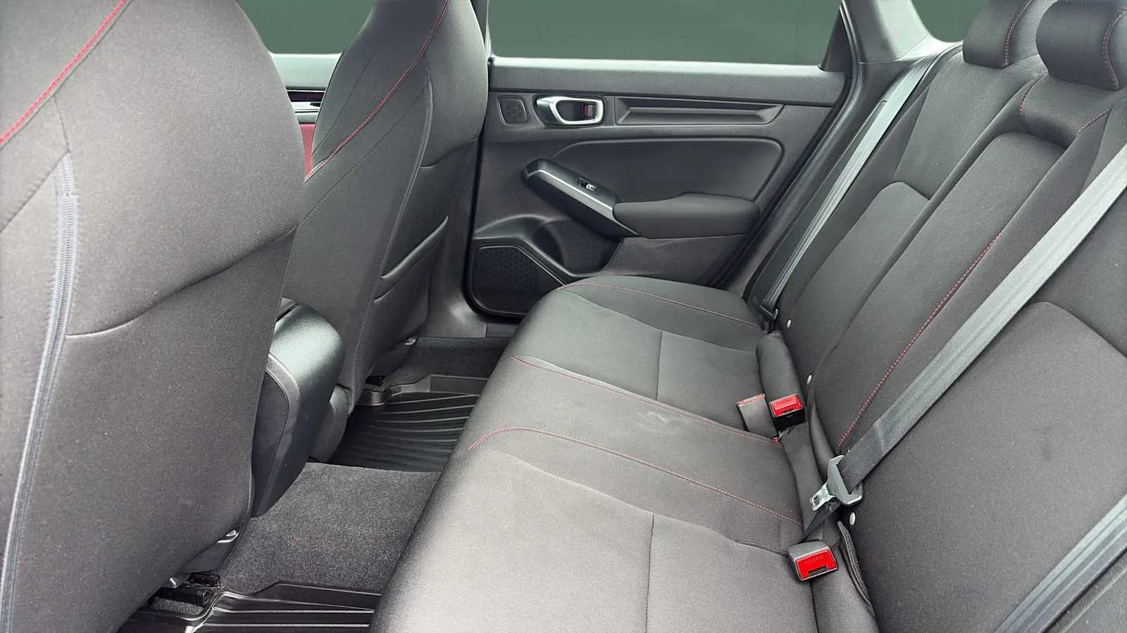Honda Civic photo 18